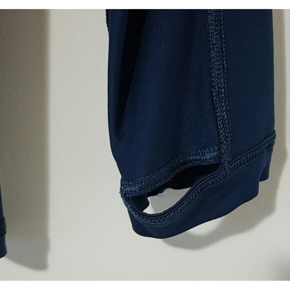 Athleta Womens Long Sleeve Active T-Shirt Navy Blue Crew Neck Thumb-Holes Sz XS - Picture 3 of 8